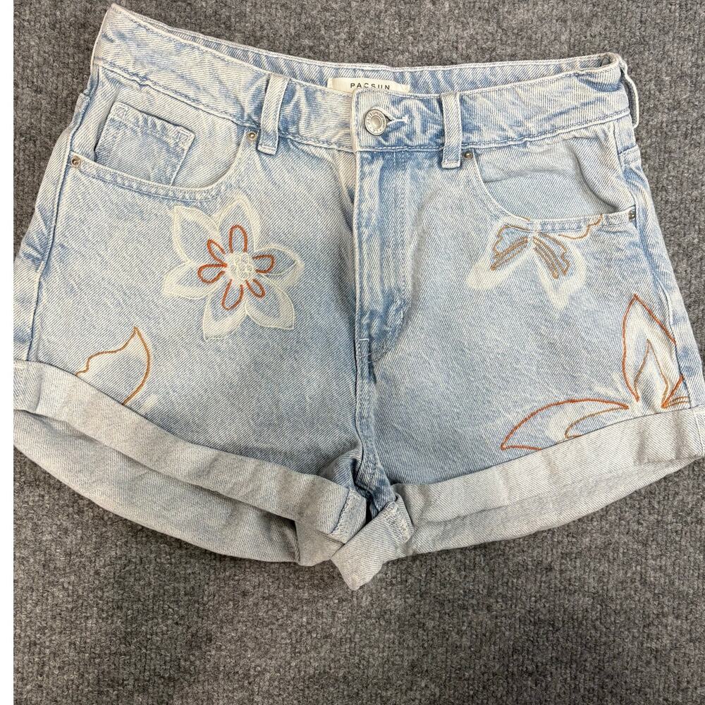 PacSun Mom Denim Shorts Size 27 Light Wash Floral Embroidered High Rise